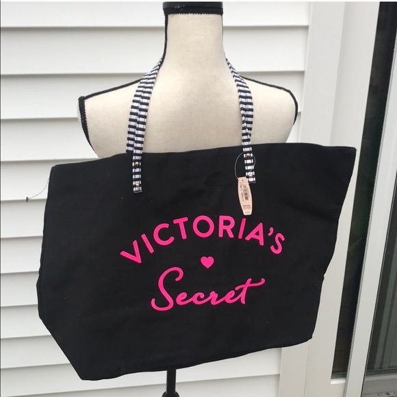 Victoria’s Secret Beach Tote - Picture 4 of 14